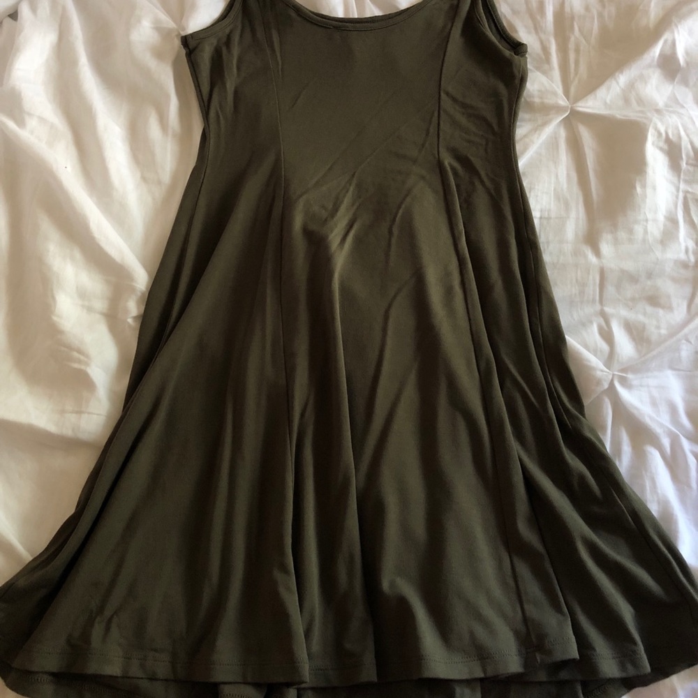 Short Army Green Forever21 Strappy Dress// Size: S